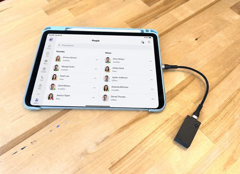 Keyboard Jiggler connected near an iPad